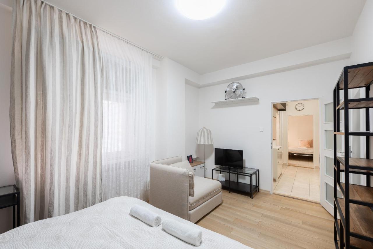Lotus Apartment Praha Eksteriør bilde