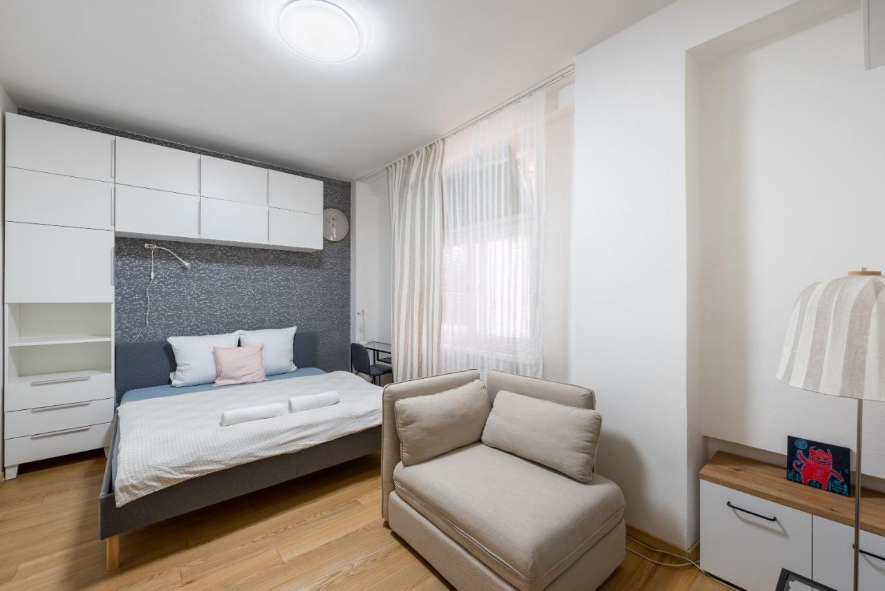 Lotus Apartment Praha Eksteriør bilde